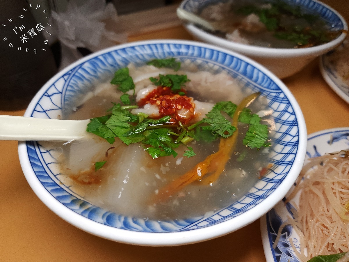 正老牌魷魚平|萬華美食,60年手作魷魚羹+米粉炒,饕客必點一組的古早味傳奇! 正老牌魷魚平|萬華美食,60年手作魷魚羹+米粉炒,饕客必點一組的古早味傳奇!