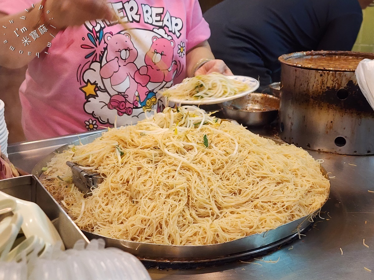 正老牌魷魚平|萬華美食,60年手作魷魚羹+米粉炒,饕客必點一組的古早味傳奇! 正老牌魷魚平|萬華美食,60年手作魷魚羹+米粉炒,饕客必點一組的古早味傳奇!