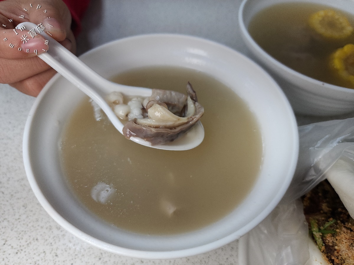 藍家割包｜公館美食，米其林必比登推薦，台大週邊必吃銷魂割包與暖胃四神湯！