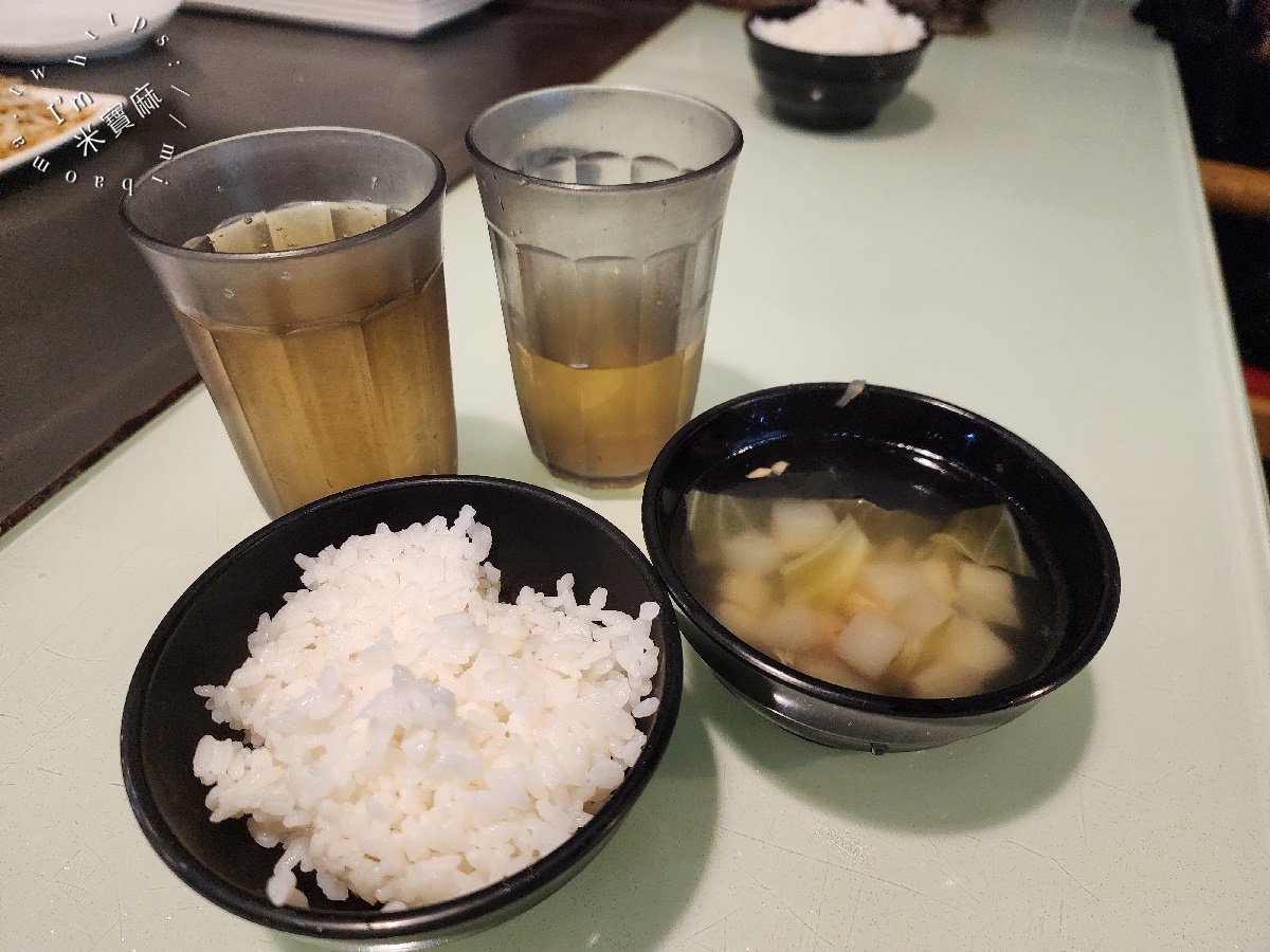 永青鐵板燒┃永和美食。在地最強鐵板燒就是這家，平價份量足，內用白飯熱湯冷飲自助無限