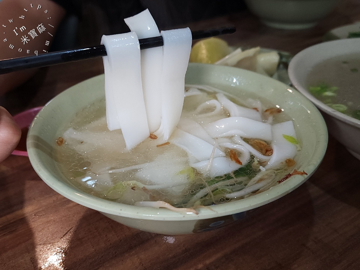 三塊厝鵝家庄｜永和美食，在地人氣鵝肉店！必點鵝肉飯、煙燻鵝肉、蚵仔湯，晚餐宵夜聚餐推薦