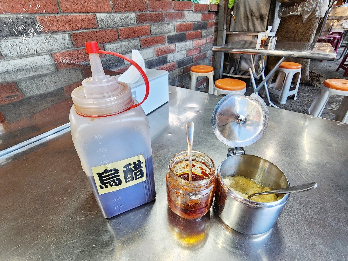 大勇橋頭甜不辣 臭豆腐｜中和美食，酥脆外皮、酸甜泡菜，在地人激推的銅板小吃
