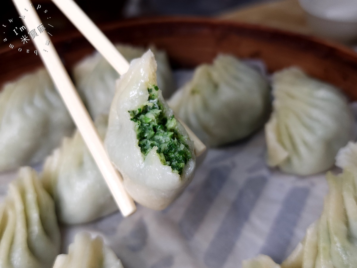 黃龍莊┃台北美食。招牌蝦仁絲瓜湯包千萬別錯過，蝦仁蛋炒飯好吃必點!