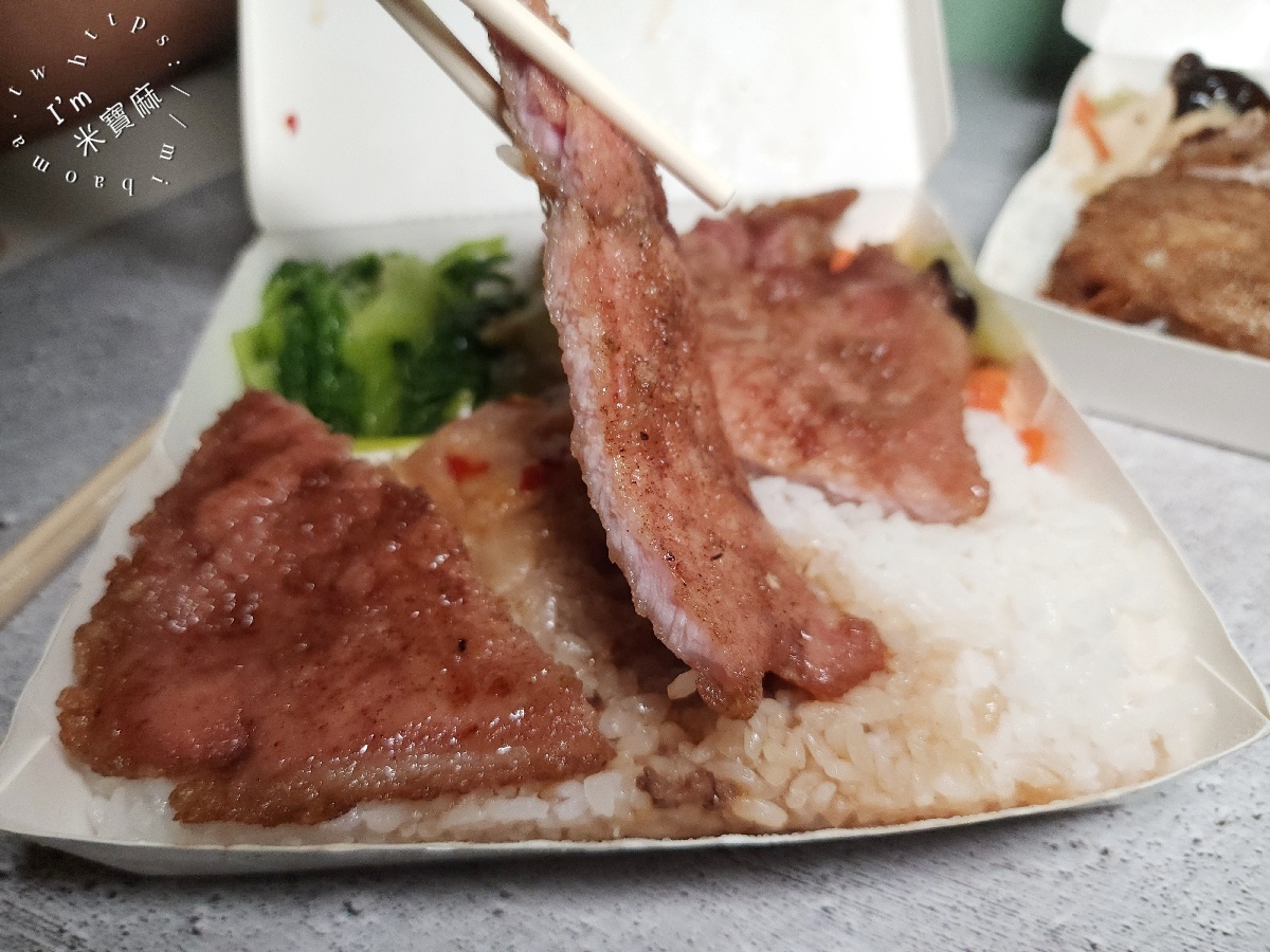 東大便當|中和連城路人氣便當,炸排骨、雞排、雞腿通通有,在地老饕口袋名單 東大便當|中和連城路人氣便當,炸排骨、雞排、雞腿通通有,在地老饕口袋名單
