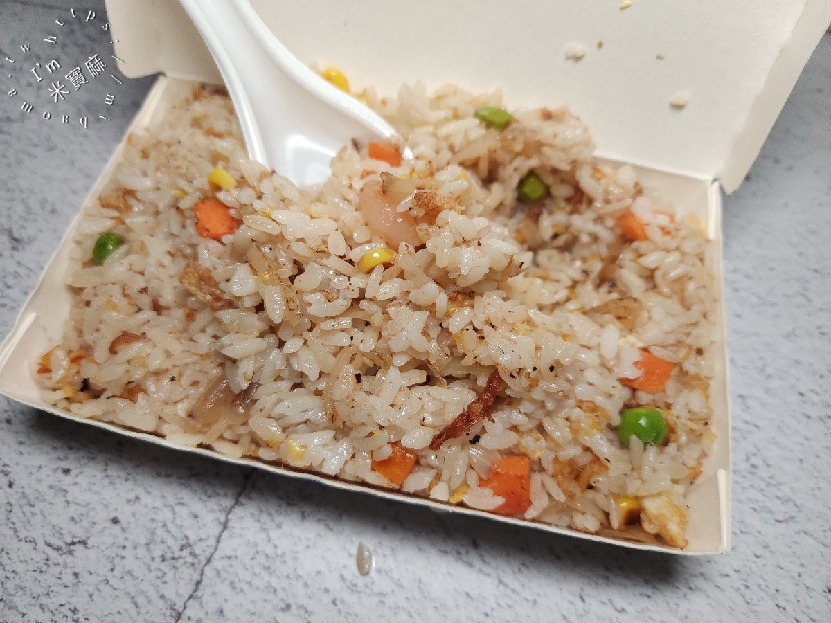 炒翻天南華總店｜中和美食，平價熱炒、炒飯炒麵、什錦煮麵一次滿足