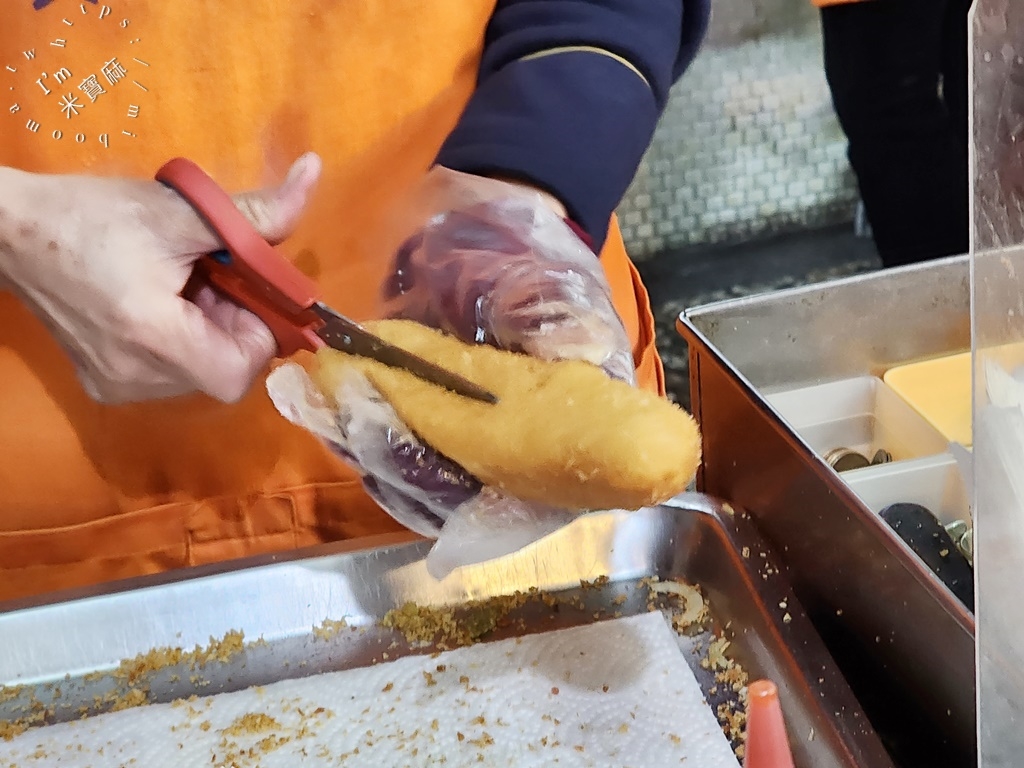 周家營養三明治┃板橋美食。26年營養三明治老店。多口味選擇，還有甜甜圈及飲料搭配