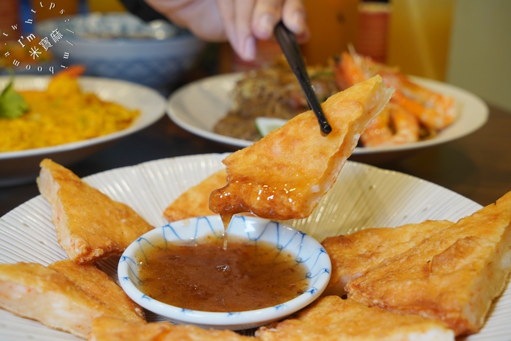 泰潮苑┃松山中式餐廳。現炒料理風味選擇多!聚餐就來這裡，份量很給力可以吃飽飽