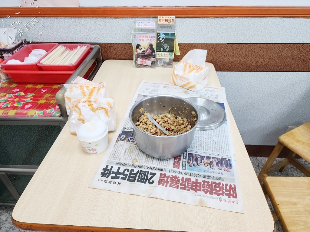 牛丼便當┃萬華美食。必點招牌快餐!排骨不裹粉，每一口都真材實料