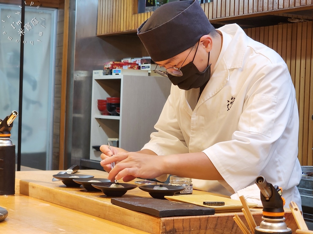 逸壽司┃國父紀念館日本料理。隱身巷弄無菜單日料!環境幽美氛圍佳，聚餐約會好選擇