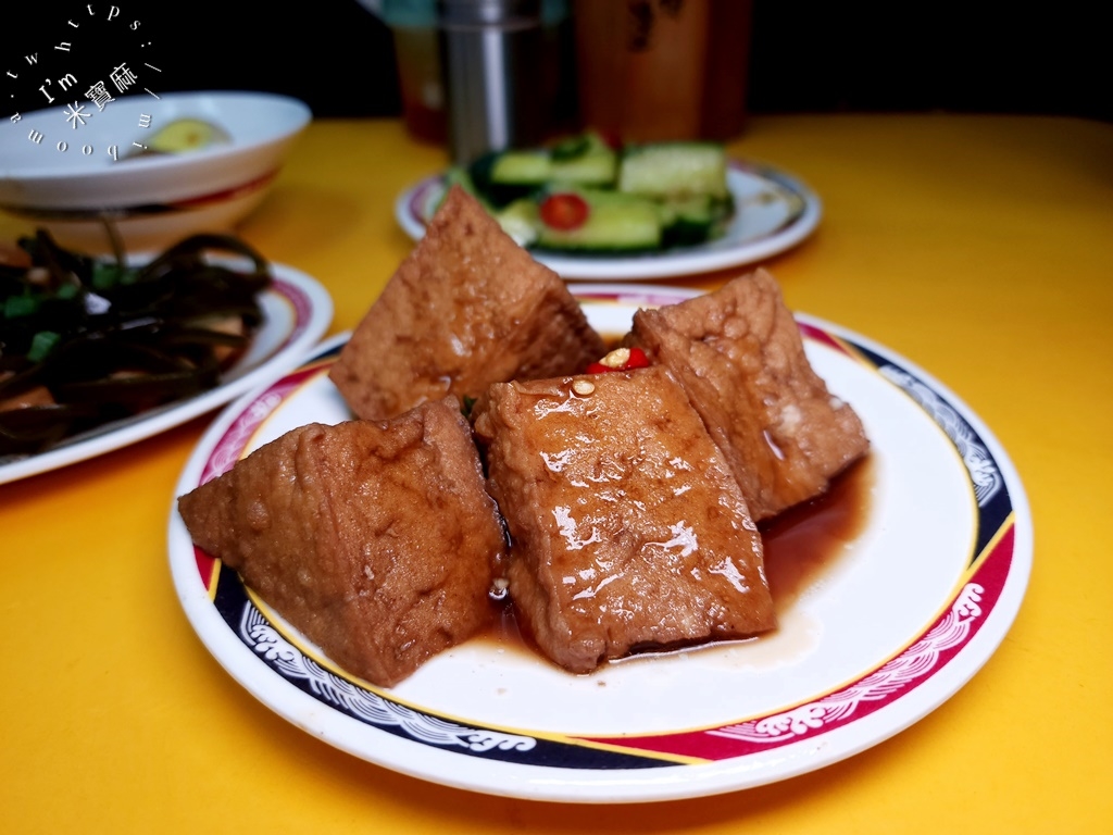 竹林麵店┃永和美食。在地人激推必吃麵食，黑白切小菜多樣選擇!