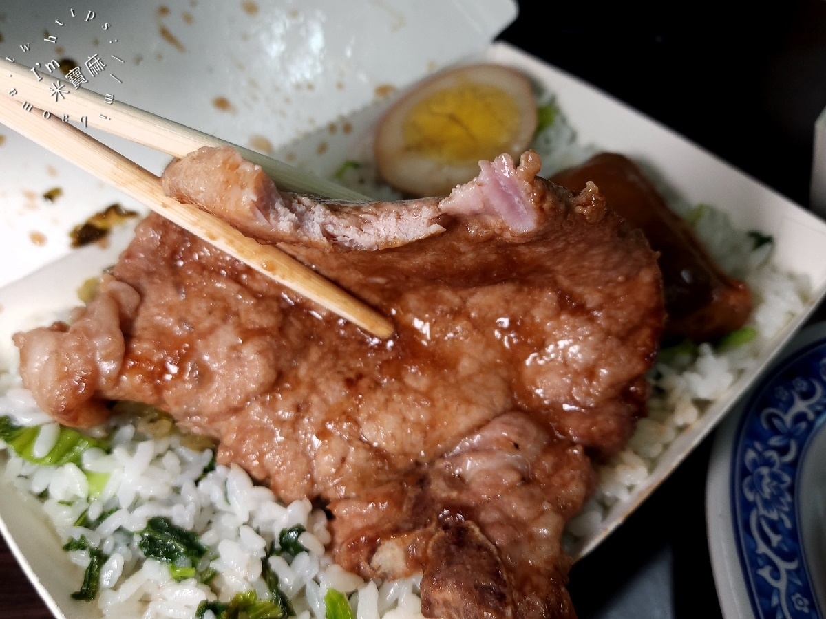 正宗上海菜飯┃新店美食。排骨菜飯、燻魚菜飯都正點，黃豆湯經典好喝，爆汁豆干一吃愛上