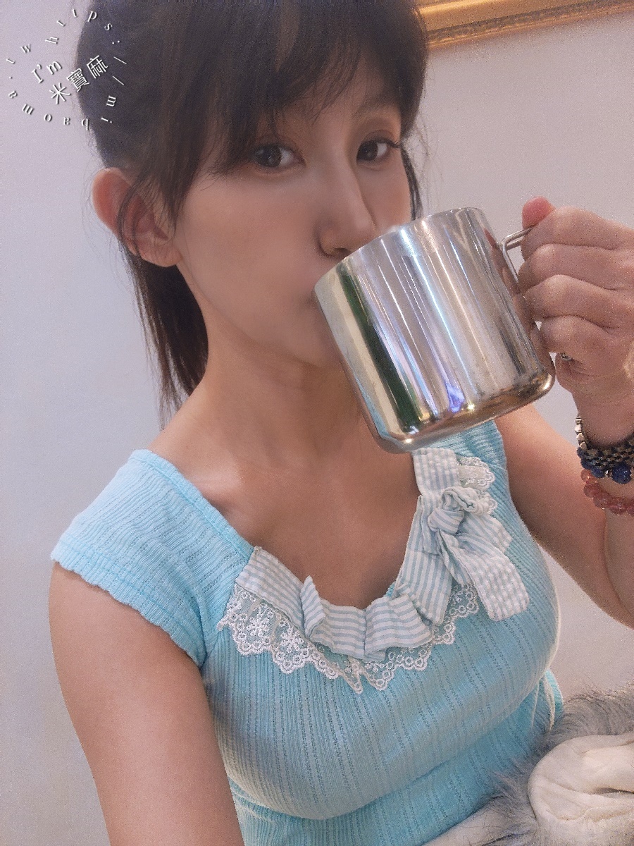 產後變形金剛進化史:名悅時尚診所柯安達醫師珍珠波隆乳,讓媽媽自信爆棚,和胸墊說掰掰! 產後變形金剛進化史:名悅時尚診所柯安達醫師珍珠波隆乳,讓媽媽自信爆棚,和胸墊說掰掰!