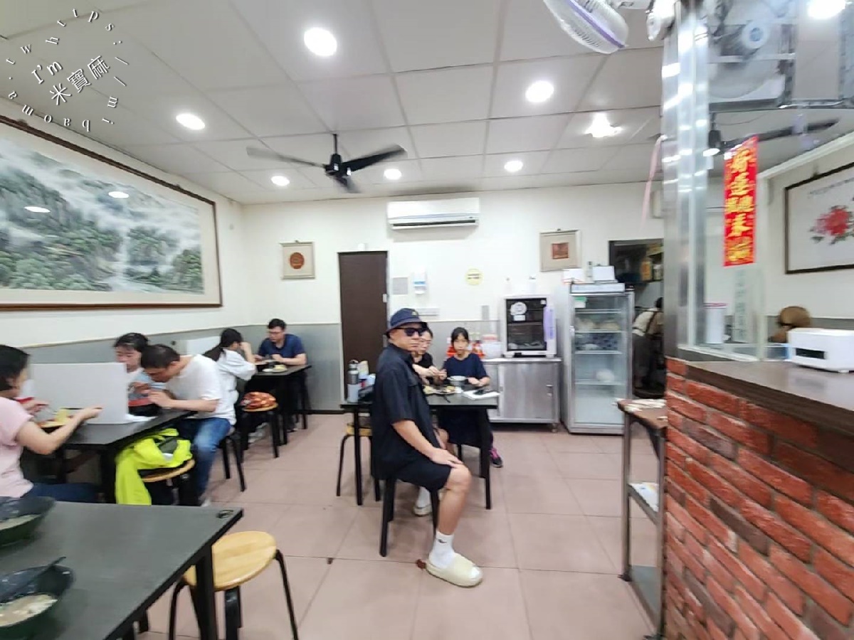 龜叟の什錦麵┃永和美食。在地50年老字號什錦麵，外帶內用都大排長龍，超高CP值早午餐