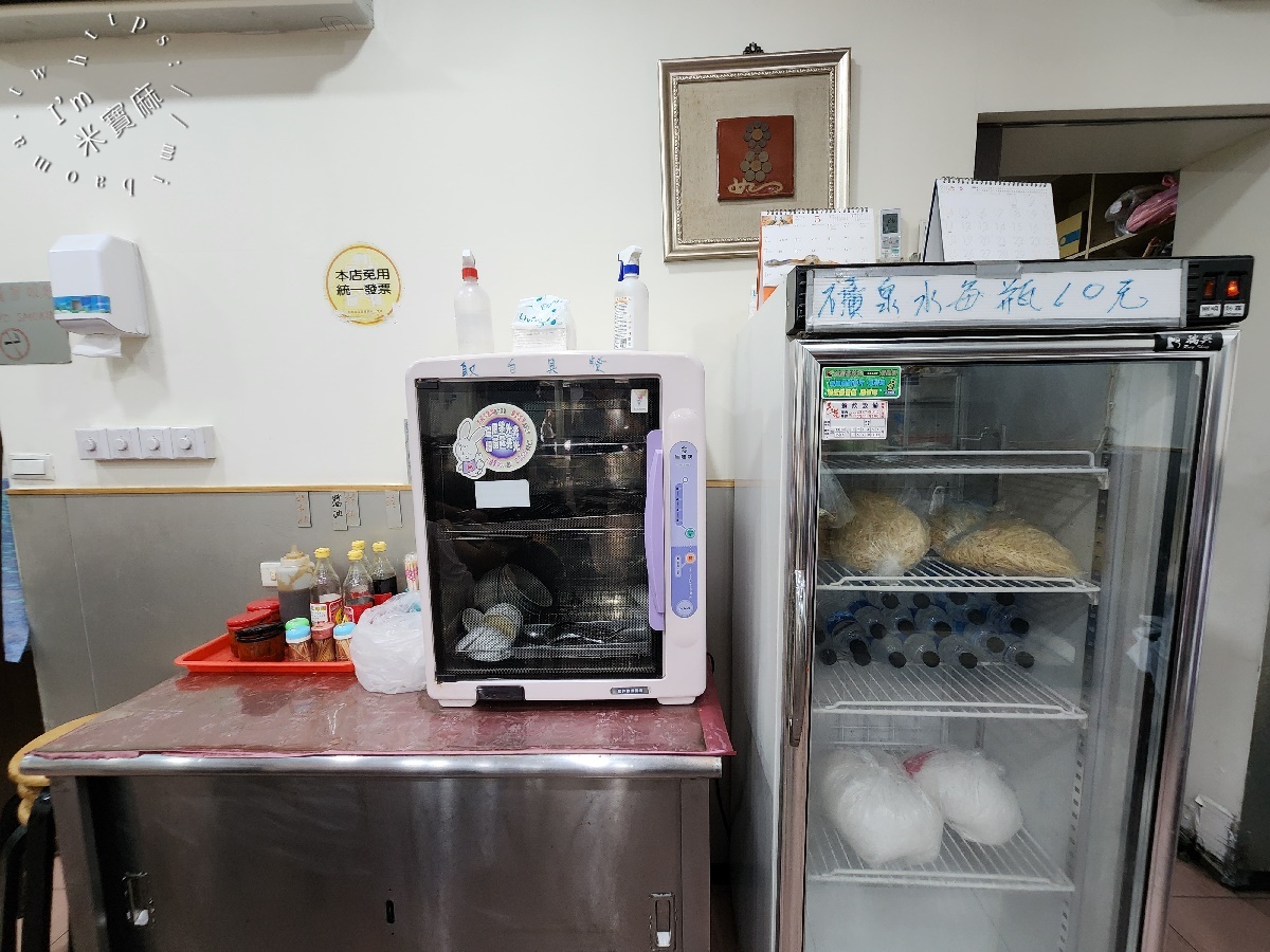 龜叟の什錦麵┃永和美食。在地50年老字號什錦麵，外帶內用都大排長龍，超高CP值早午餐