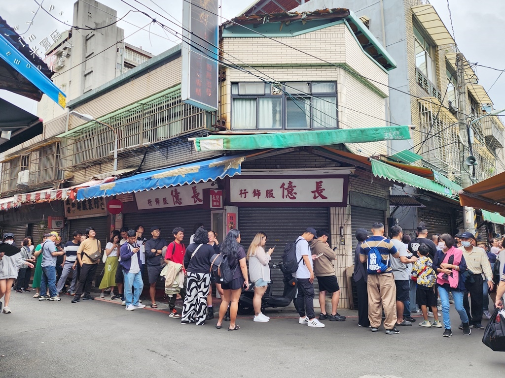 大稻埕魯肉飯┃台北美食。巷弄中的好味道!國宴級一甲子的好滋味，魯肉飯一吃就秒圈粉