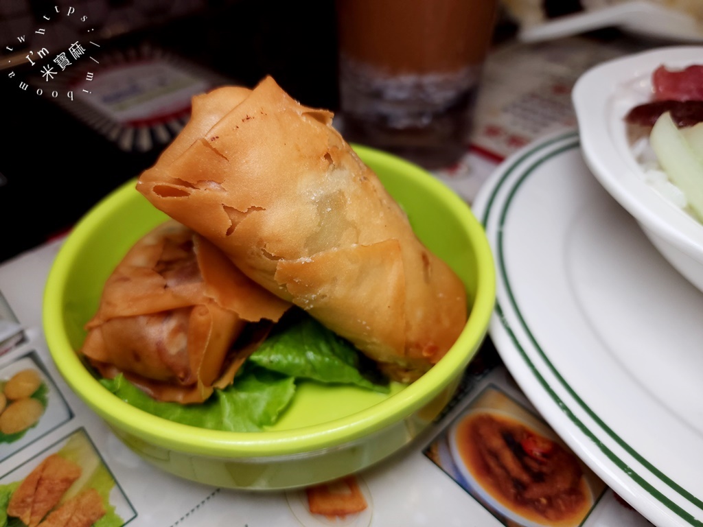 得閒飲茶港式茶餐廳┃永和美食。秒入香港氛圍茶餐廳，道地港味來這裡吃!