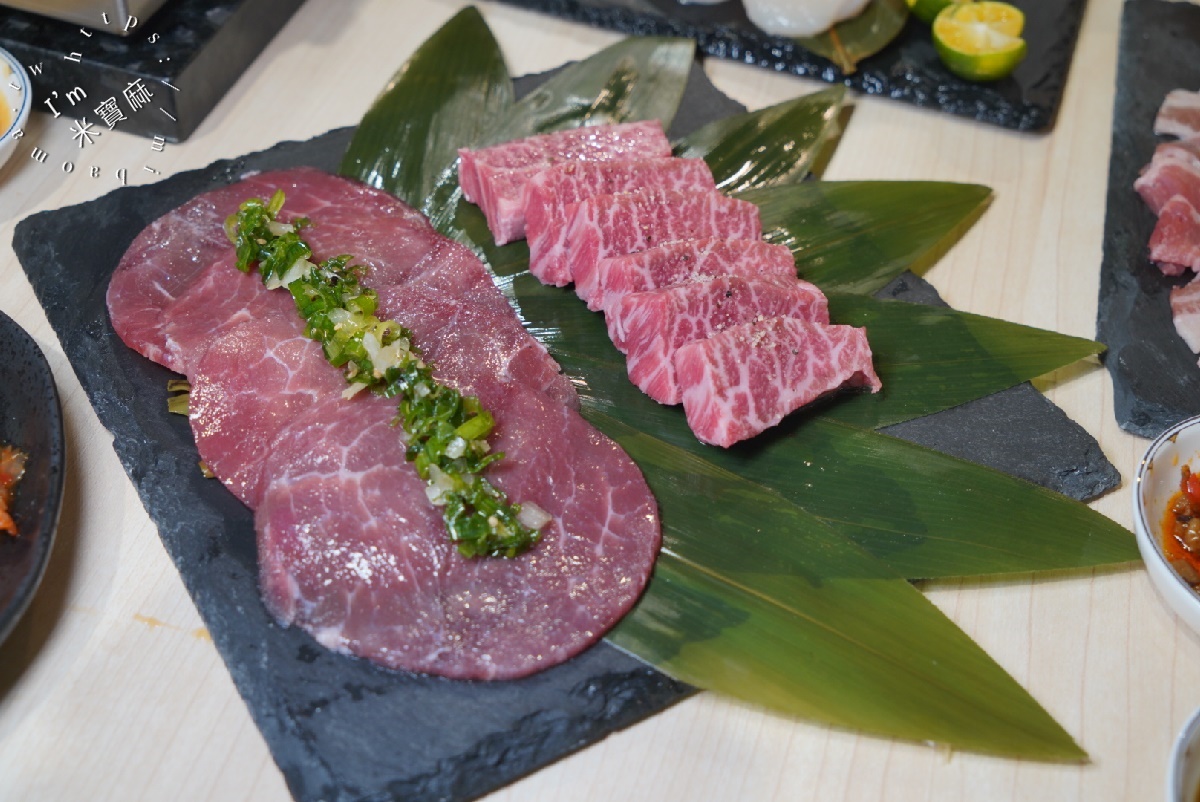 哈肉燒肉┃新莊燒肉吃到飽。升等爽嗑和牛不限次數，免剝殼天使紅蝦特加分!環境還超美