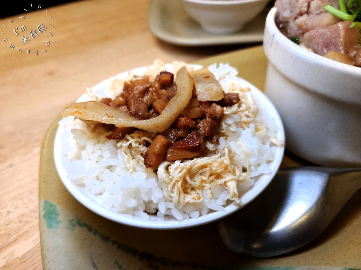 王記排骨酥湯┃台北美食。老饕都懂的好味道，排骨酥湯一喝就愛上，還有個人盅佛跳牆也很正點