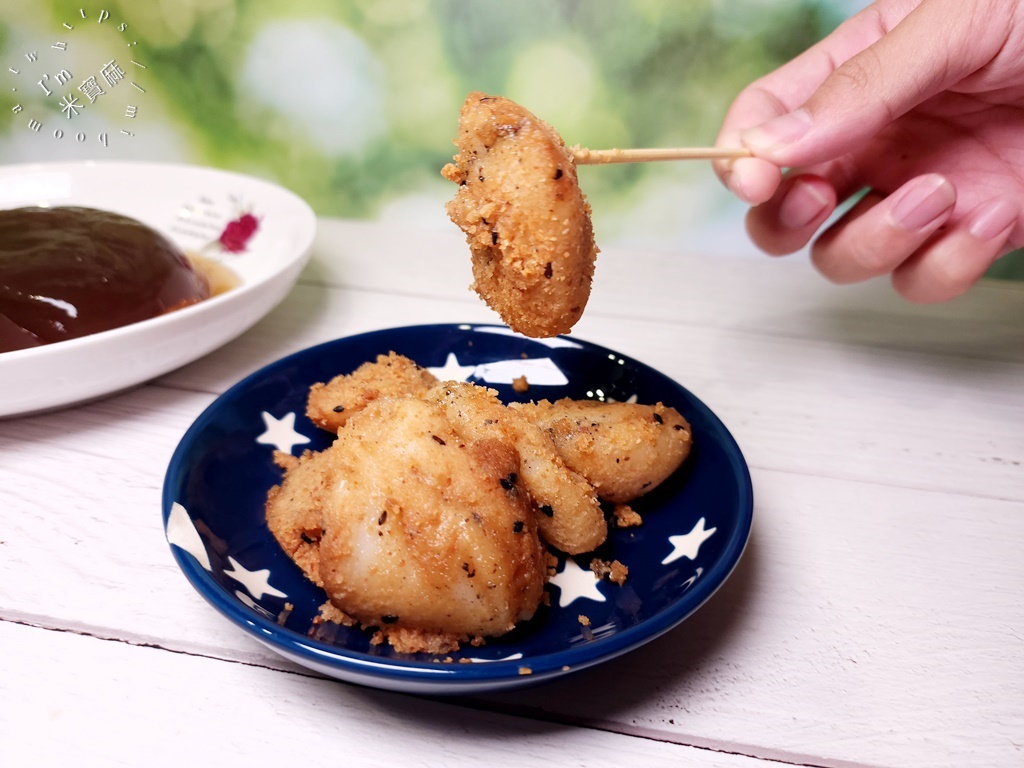 麻糬寶寶┃永和樂華夜市美食。連續六年榮獲米其林推薦的麻糬，吃過還真的很不錯