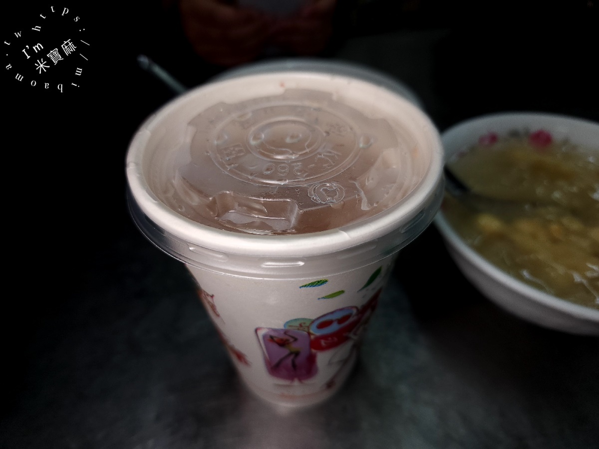 八棟圓仔湯┃南機場夜市美食。酒釀甜蛋湯圓必吃，46年老字號甜湯，排隊人潮一波接一波