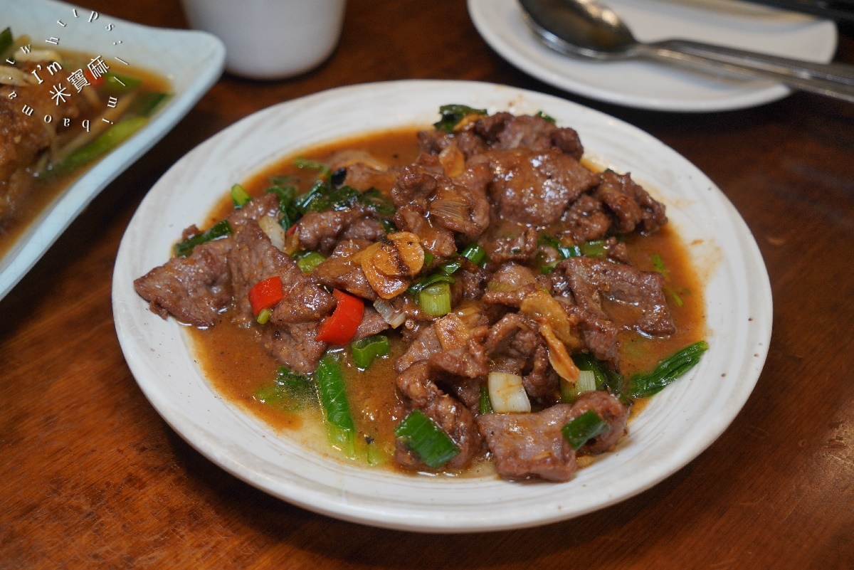 喫飯食堂┃大安區美食。老字號台菜餐廳，招牌煎豬肝一吃就愛上，料理道道精采