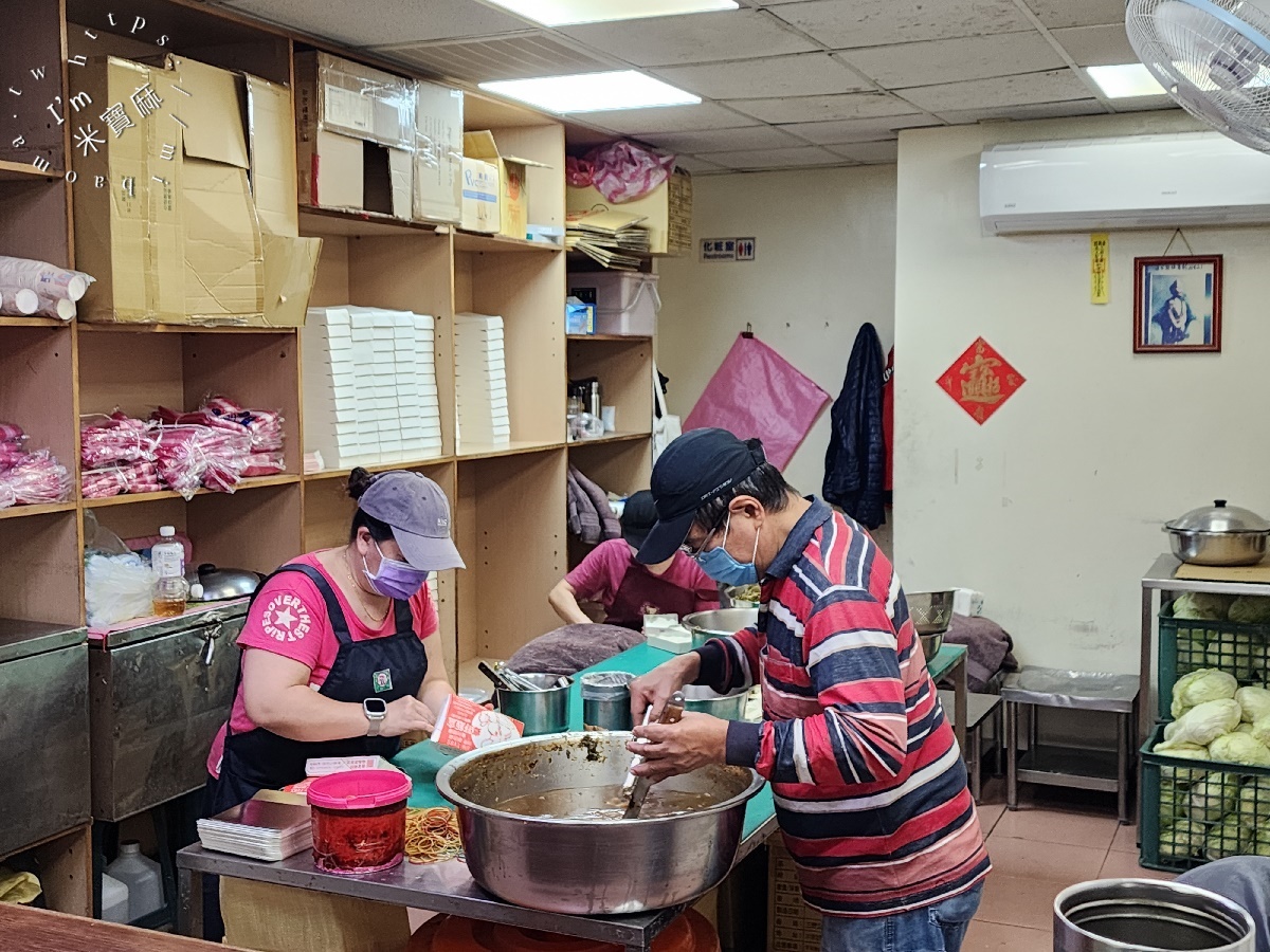 福隆鄉野便當板橋分店｜板橋控肉便當推薦，不用選的排隊美食，你的選擇障礙救星！