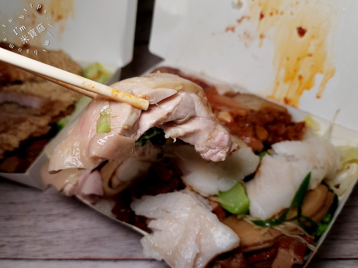 夫妻飯莊┃南機場夜市美食。未營業先排隊的人氣店家!三拼只要130元、14種主菜任你挑