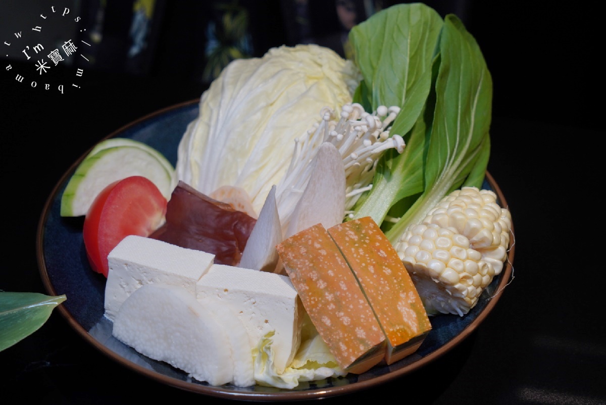 Shabu Zen┃台北東區 高級火鍋。多種包廂座位空間，還有桌邊服務!從前菜到甜點都讓人滿意