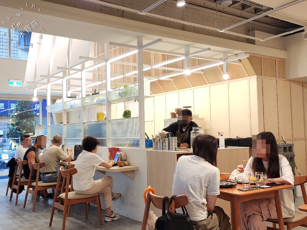 Aki Deli┃四號公園早午餐。日式氛圍帶清新環境、三明治、可頌等輕食選擇，不訂位吃不到