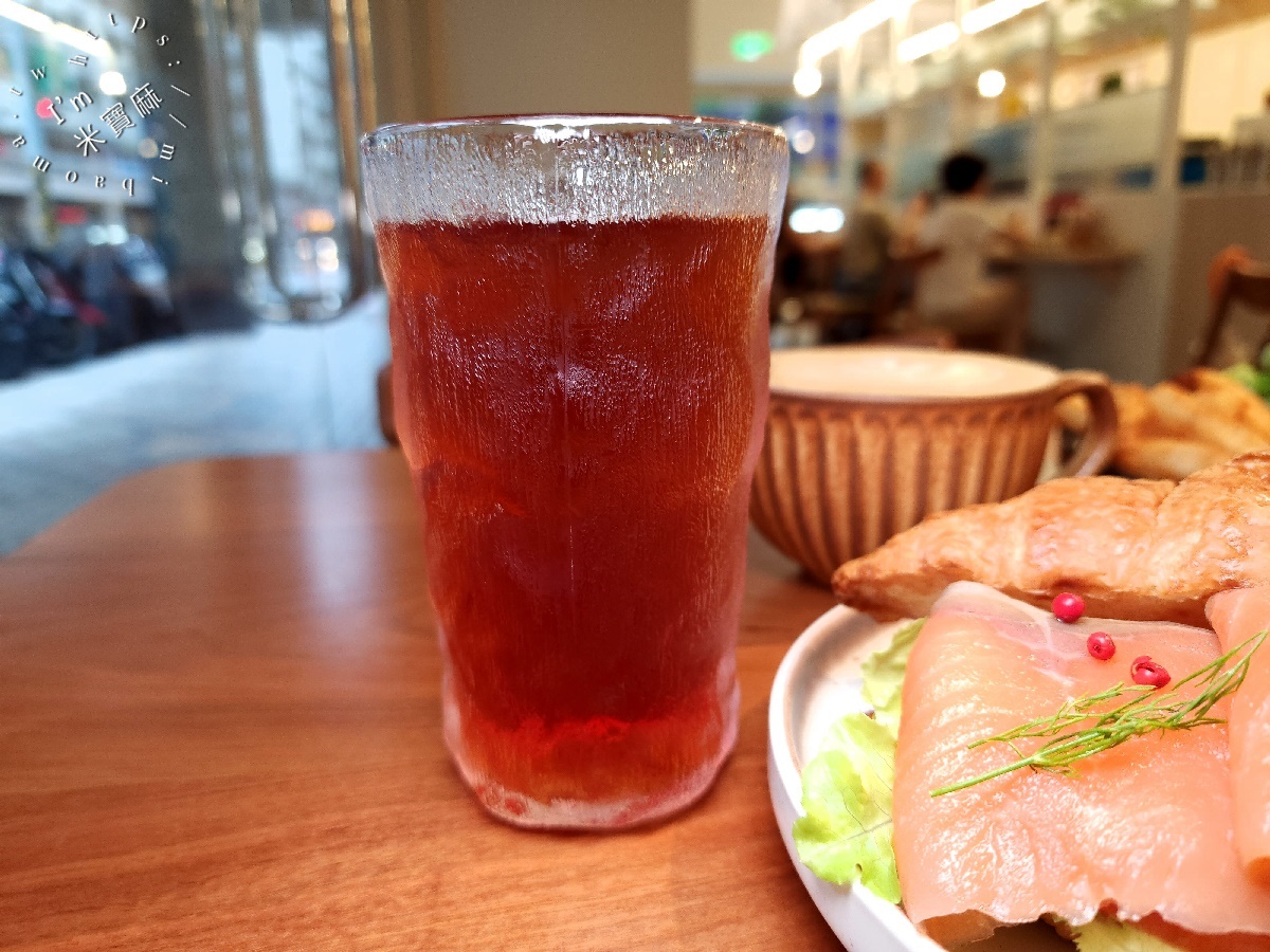 Aki Deli┃四號公園早午餐。日式氛圍帶清新環境、三明治、可頌等輕食選擇，不訂位吃不到