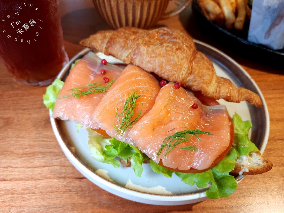 Aki Deli┃四號公園早午餐。日式氛圍帶清新環境、三明治、可頌等輕食選擇，不訂位吃不到