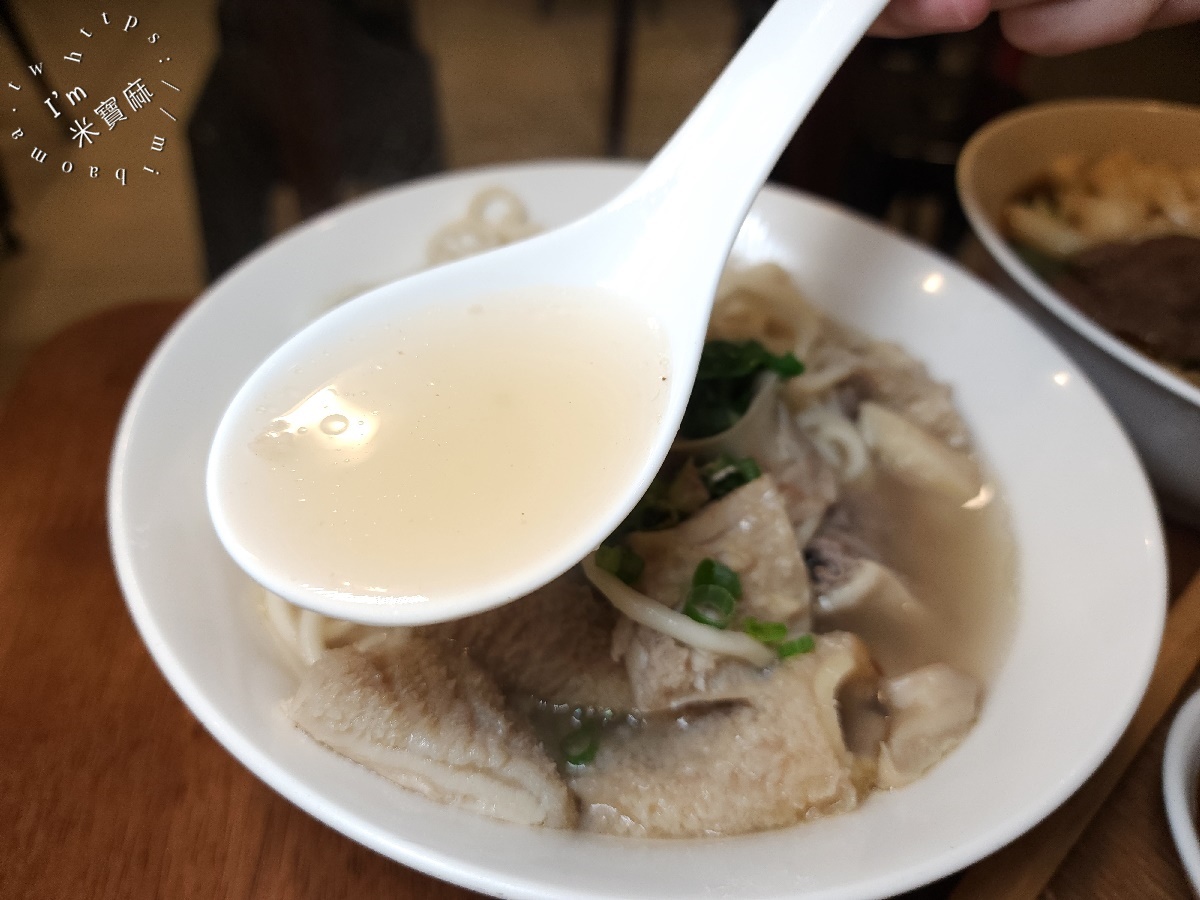 好麵好 Goodles｜板橋牛肉麵，眷村風情，紅燒清燉都銷魂，必吃牛肉捲餅！