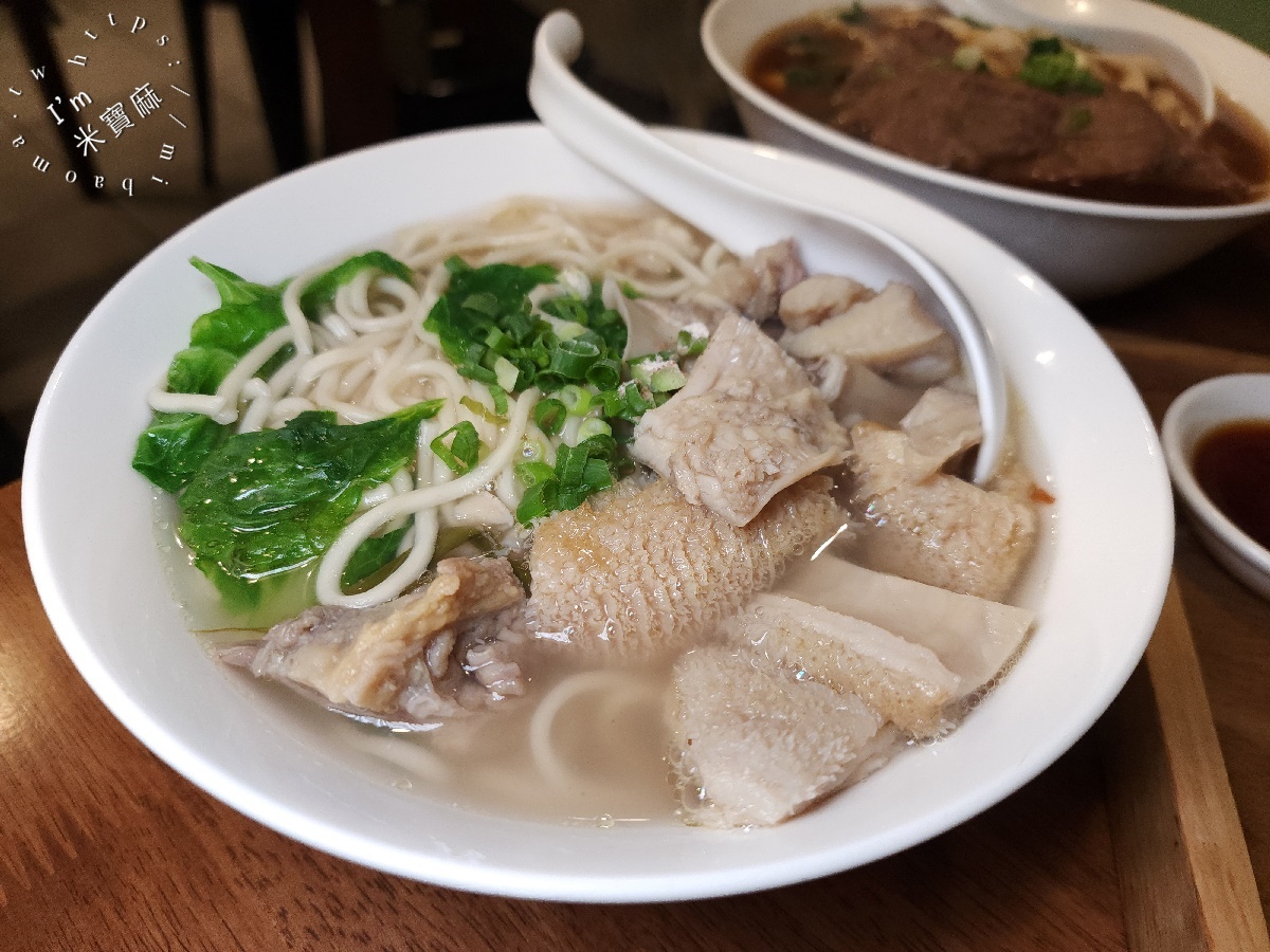 好麵好 Goodles｜板橋牛肉麵，眷村風情，紅燒清燉都銷魂，必吃牛肉捲餅！