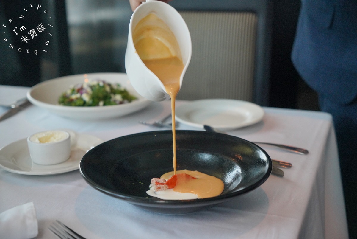 Morton’s 莫爾頓牛排館┃台北牛排餐廳。約會慶生小聚會都適合，高質感排餐大滿足、午餐精選套餐CP值更高