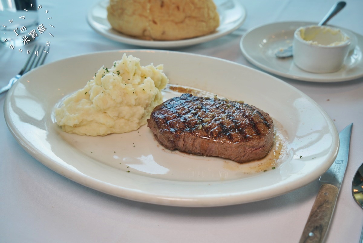 Morton’s 莫爾頓牛排館┃台北牛排餐廳。約會慶生小聚會都適合，高質感排餐大滿足、午餐精選套餐CP值更高