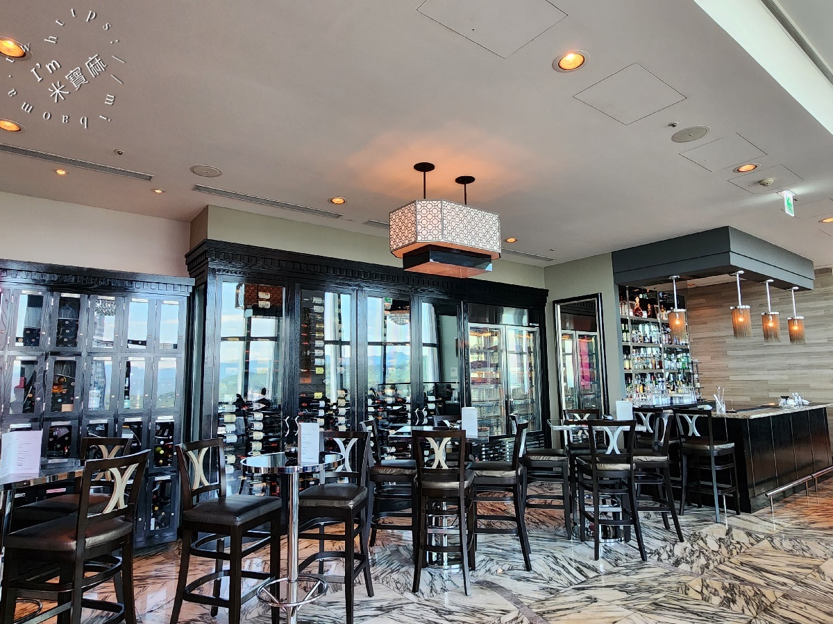 Morton’s 莫爾頓牛排館┃台北牛排餐廳。約會慶生小聚會都適合，高質感排餐大滿足、午餐精選套餐CP值更高