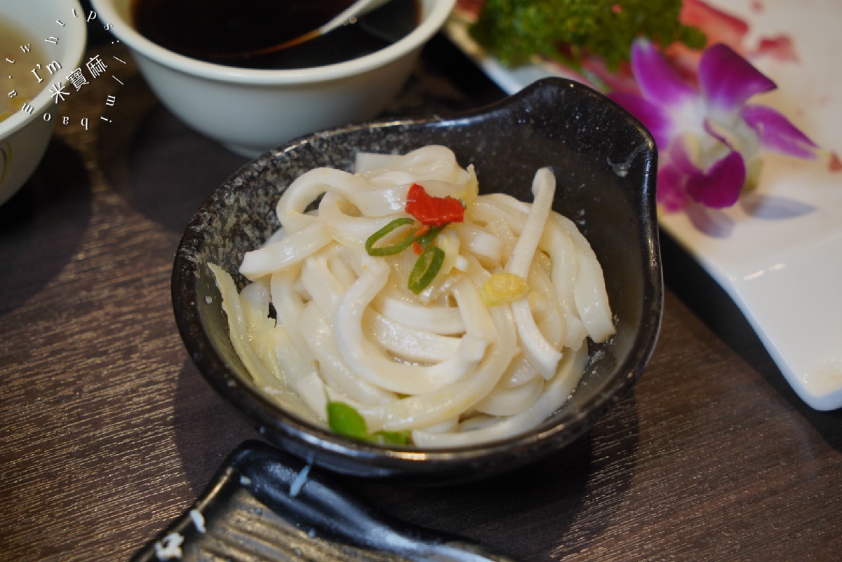 双禾町鍋物 中和南勢角店┃中和火鍋。海陸雙饗套餐更澎湃，和牛祭太過癮了!還有自助吧無限續用