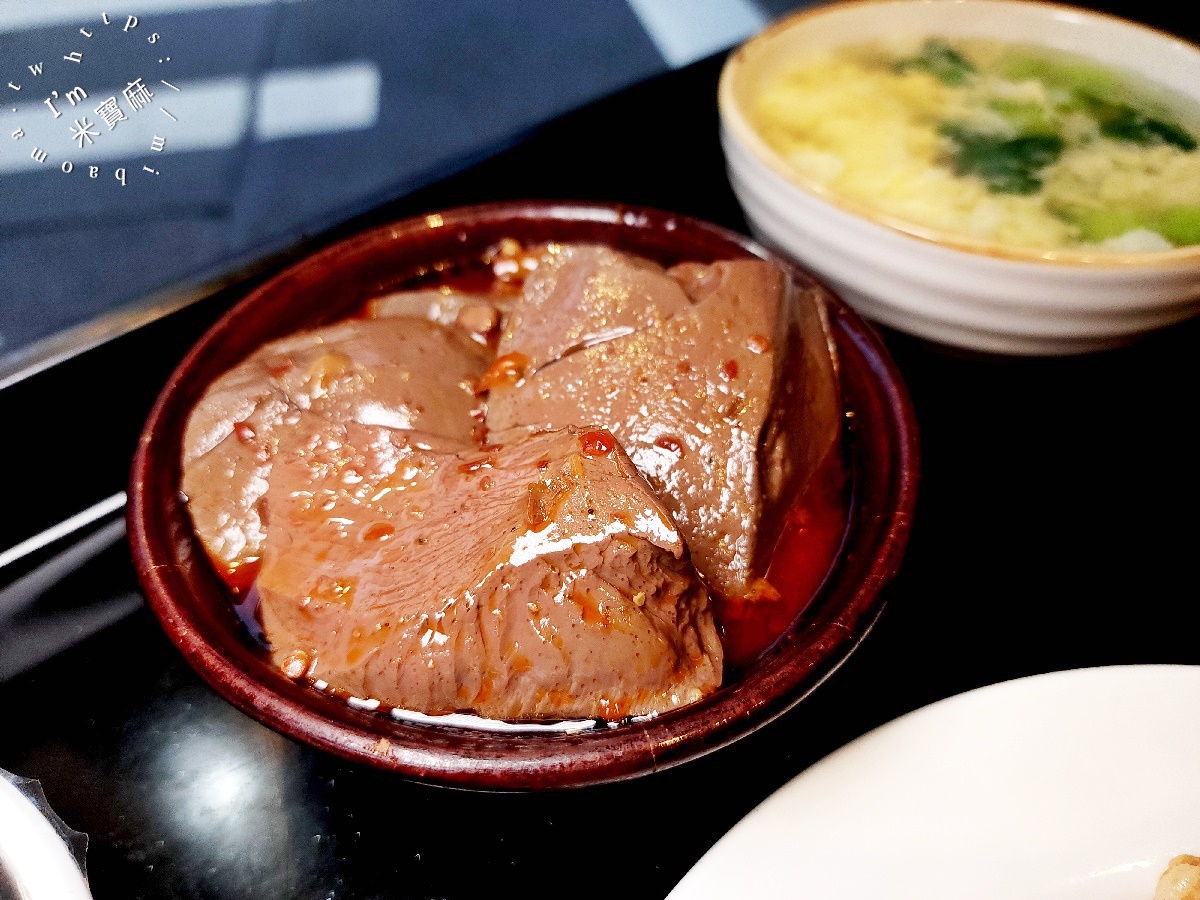 四海木須麵┃大安區美食。必點招牌木須麵，還有花雕雞炒飯也可以試試