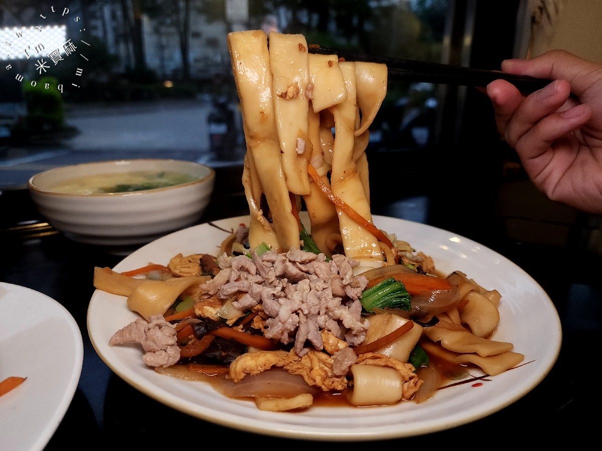 四海木須麵┃大安區美食。必點招牌木須麵，還有花雕雞炒飯也可以試試