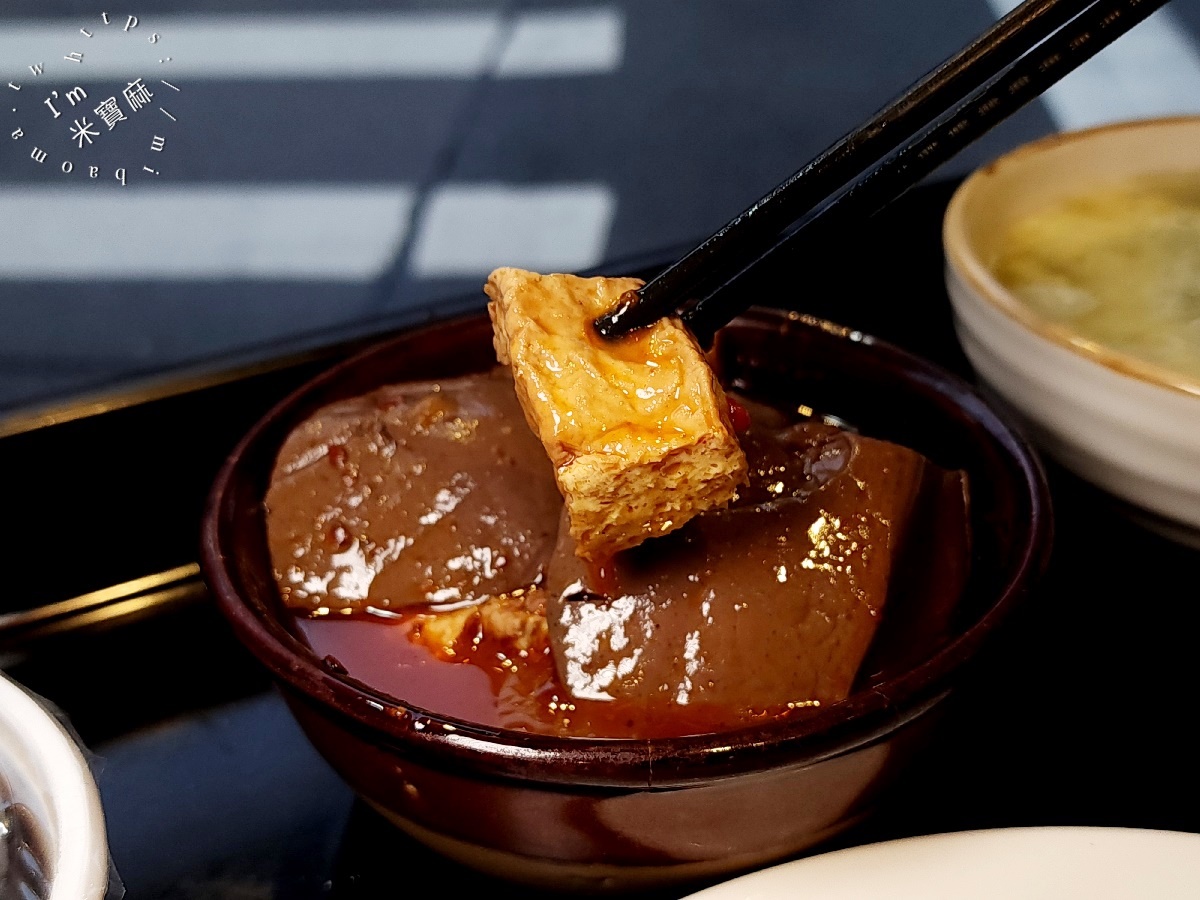 四海木須麵┃大安區美食。必點招牌木須麵，還有花雕雞炒飯也可以試試