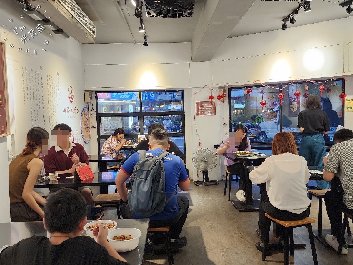 四海木須麵┃大安區美食。必點招牌木須麵，還有花雕雞炒飯也可以試試