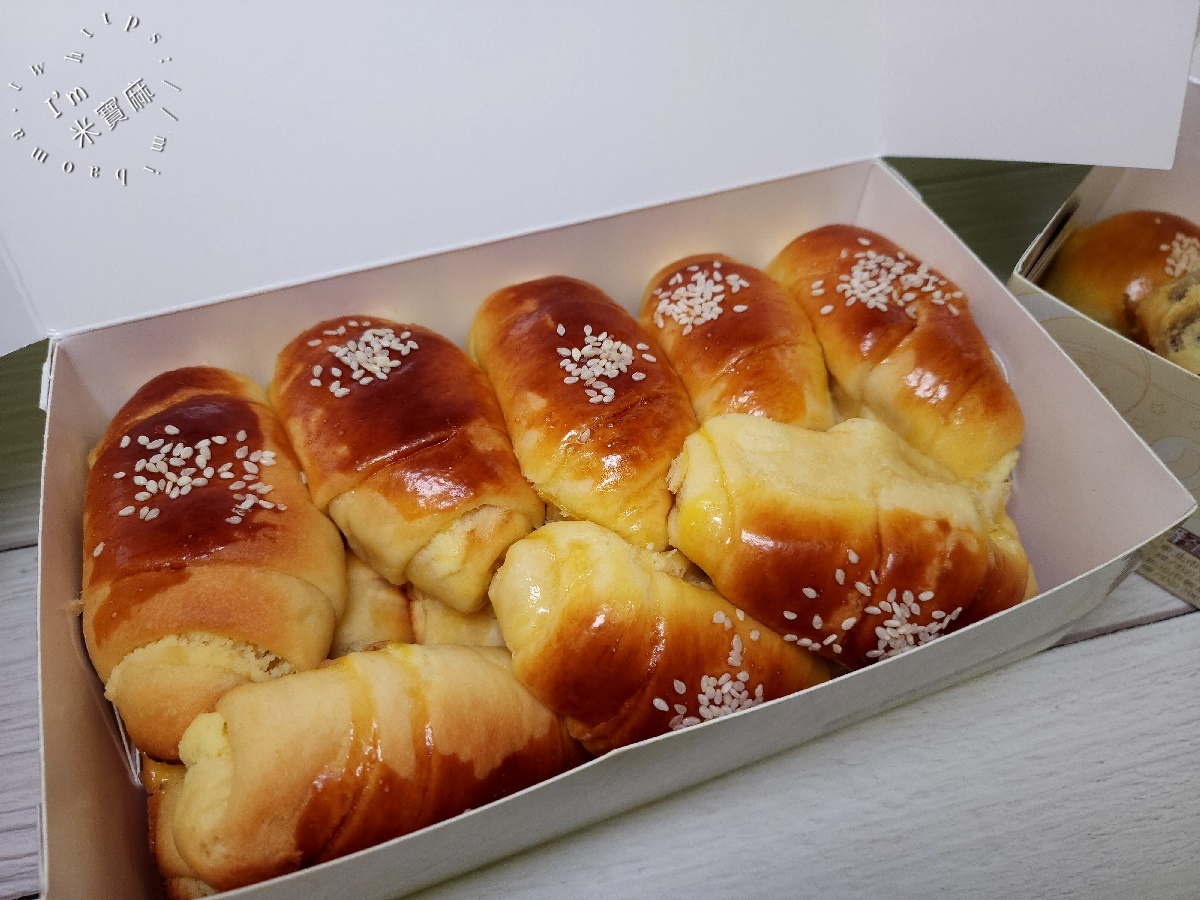 小潘蛋糕坊 板橋中正店┃板橋伴手禮美食。超火紅鳳凰酥一定要吃、牛角麵包奶香十足一口就愛上