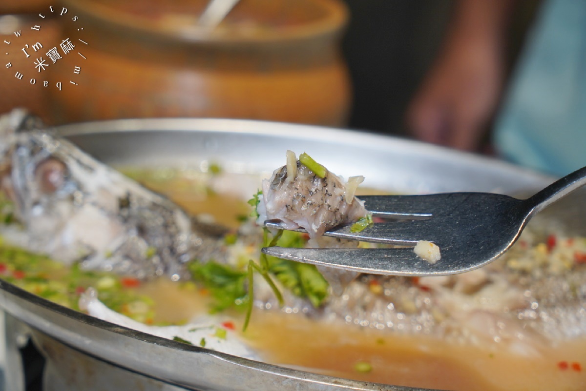 香米泰國料理 大直忠泰店┃台北美食。連續18年榮獲泰精選認證，料理道道有水平，環境絕美，來小約會也很適合