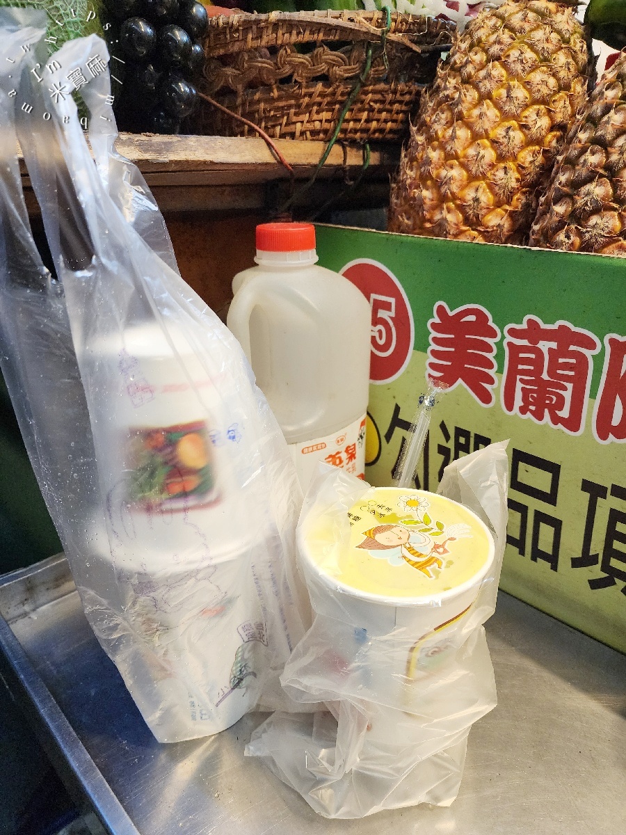 美蘭阿姨新鮮果汁吧|南機場夜市必喝!25種現打果汁選擇,食尚玩家推薦的健康排隊美食 美蘭阿姨新鮮果汁吧|南機場夜市必喝!25種現打果汁選擇,食尚玩家推薦的健康排隊美食