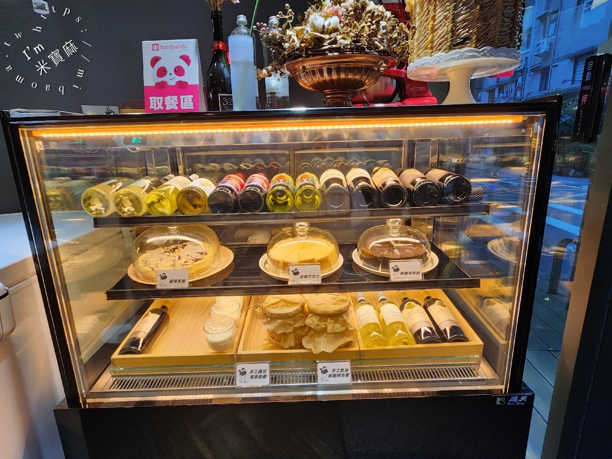Papa Rice 好食燉飯 永康店┃永康商圈美食。燉飯義麵都好好吃，還有各式開胃菜選擇，環境也相當的不錯