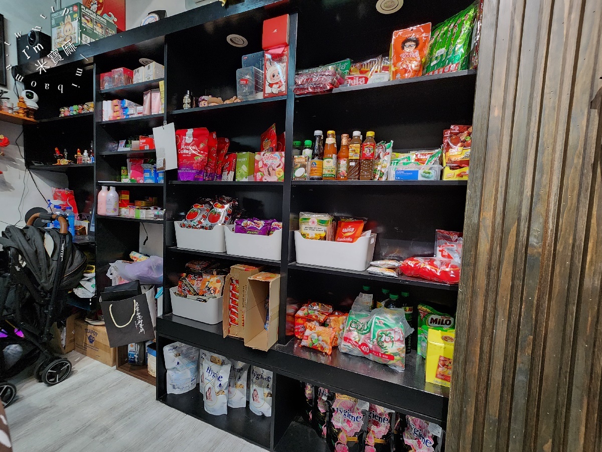 泰萬 ไทหวั่น ┃萬華美食。異國風味打拋豬、泰式炒麵都正點，還有泰奶也很不錯