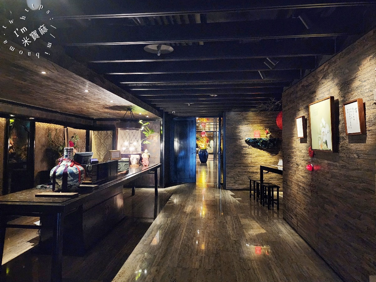 君品酒店 頤宮中餐廳 Le Palais ┃連續7年米其林三星，此生必吃火焰片皮鴨，實在是有夠正點!蘿蔔絲餅一定要預訂起來