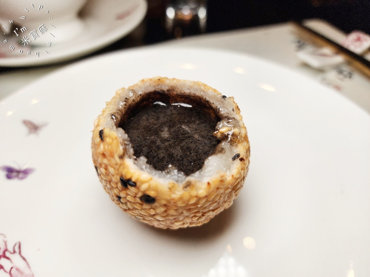 君品酒店 頤宮中餐廳 Le Palais ┃連續7年米其林三星，此生必吃火焰片皮鴨，實在是有夠正點!蘿蔔絲餅一定要預訂起來