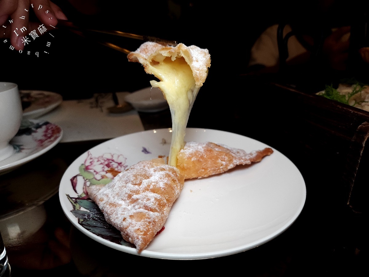 君品酒店 頤宮中餐廳 Le Palais ┃連續7年米其林三星，此生必吃火焰片皮鴨，實在是有夠正點!蘿蔔絲餅一定要預訂起來