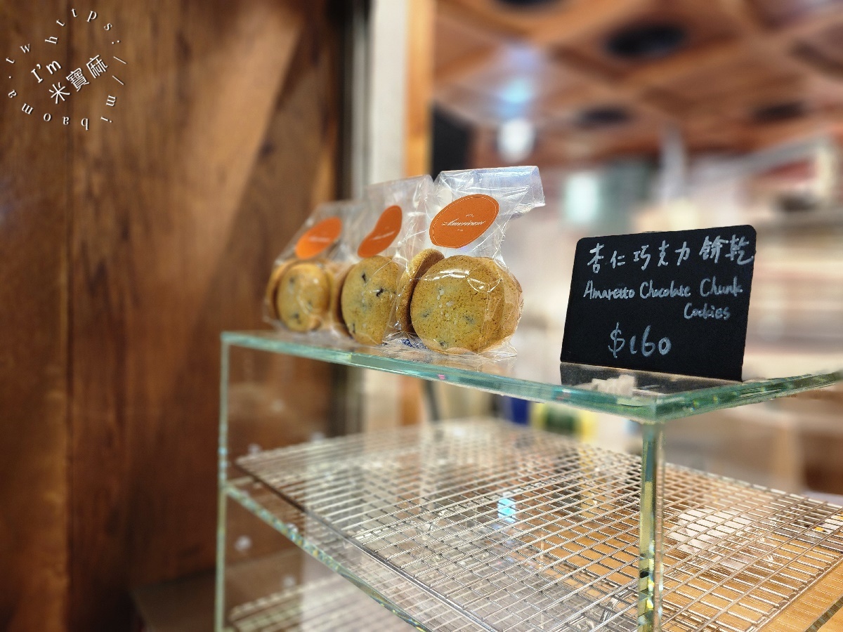 Pizza Americano 老美披薩┃信義安和pizza，寵物友善餐廳。手工酸種披薩，紅醬白醬必吃，另有單片選擇!